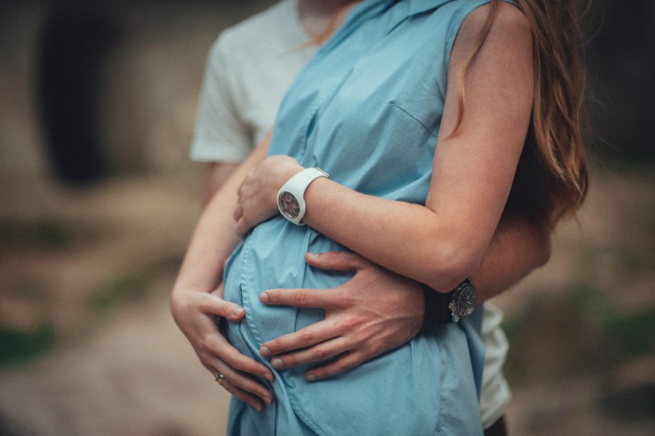 Il Feto Riconosce Le Carezze Della Mamma Sul Pancione Maternita It